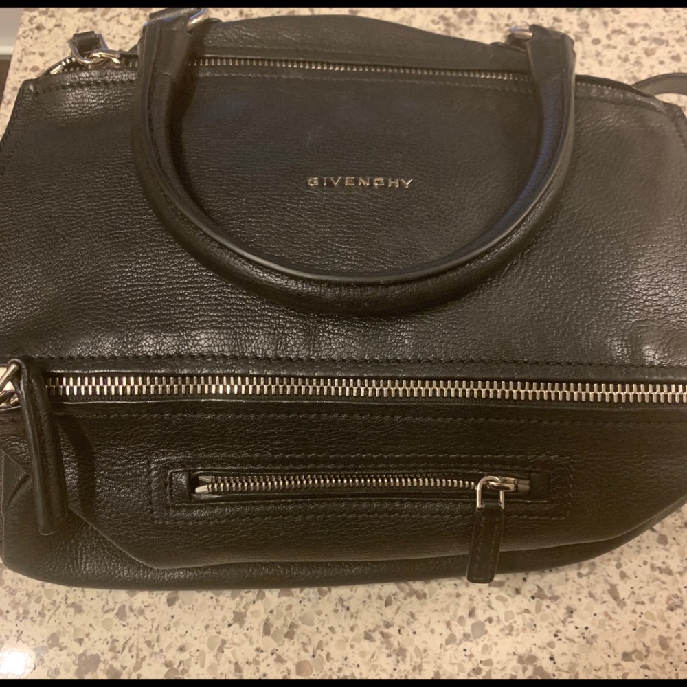 🚫SOLD🚫Givenchy Medium Pandora bag - Picture 2 of 5